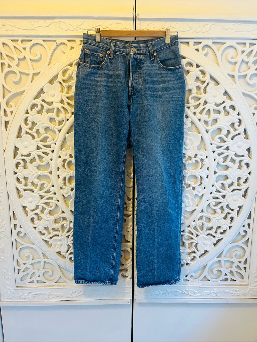 Levi’s 501 90s Straight Leg Jeans W25 L30 Button Fly Medium Wash